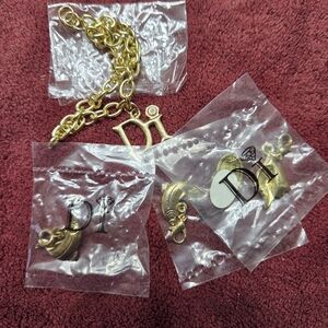 🍍Diamond International Charm Bracelet/Charms